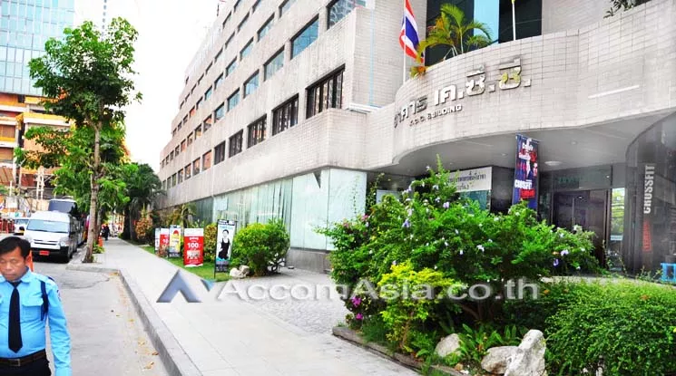 unit Office space For Rent in Silom, Bangkok  near BTS Chong Nonsi (AA11227)